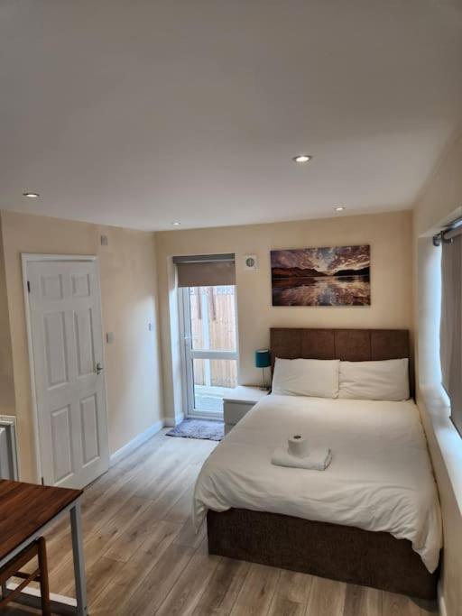 Beautiful Private En-Suite Room With Its Own Entry Bexleyheath Bagian luar foto